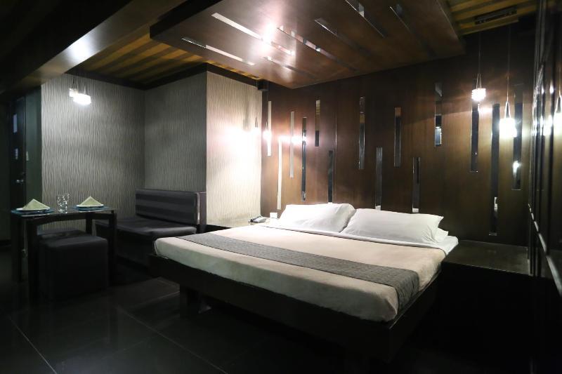 Victoria Court Suites Pasig Kültér fotó